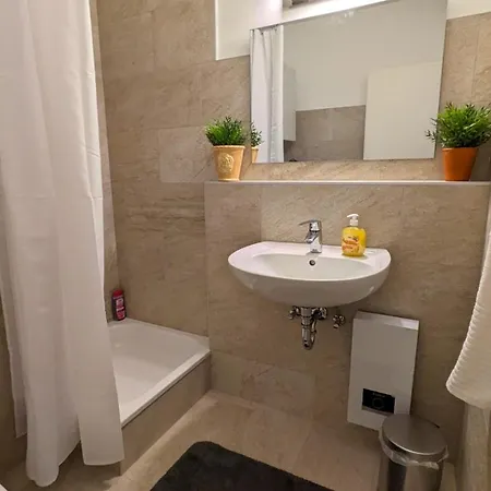 Renoviertes Inkl Tg Stellplatz In