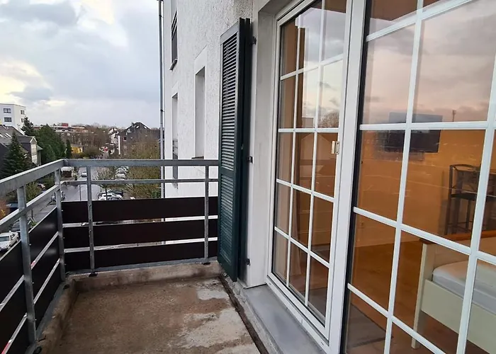 Renoviertes Inkl Tg Stellplatz In Lejlighed *