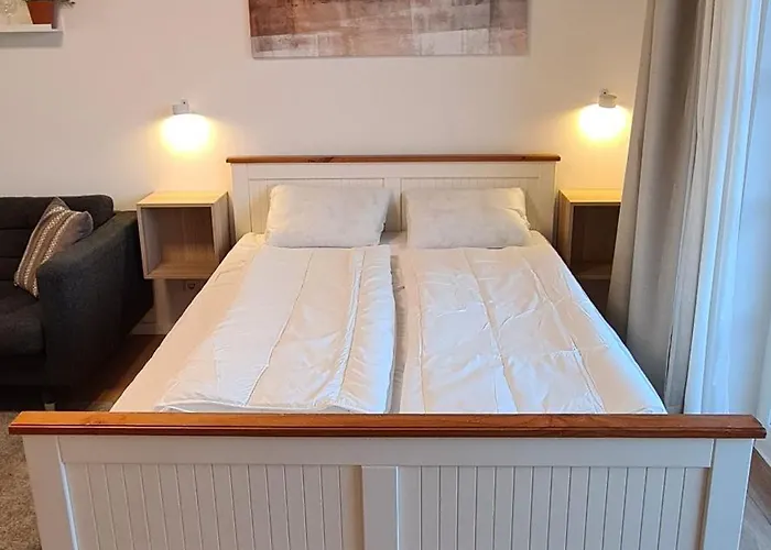 Renoviertes Inkl Tg Stellplatz In Lejlighed