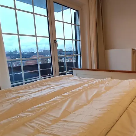 Appartamento Renoviertes Inkl Tg Stellplatz In Düsseldorf